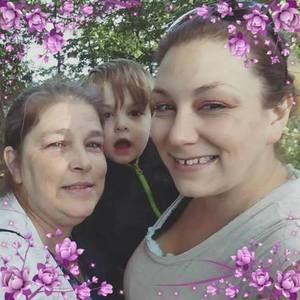 Meet your Posher, Becky